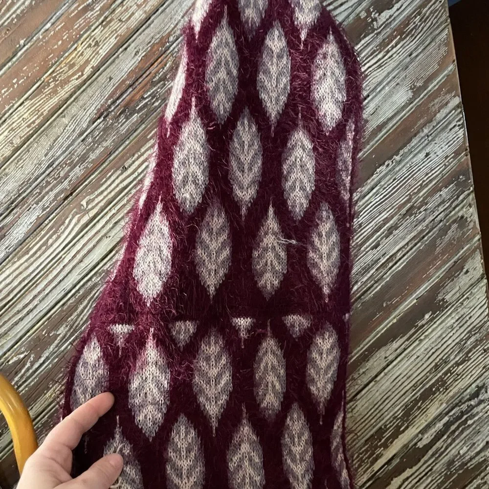 Do Everything in Love infinity scarf